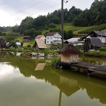 ロッジ Etno Kuca/apartman Kreševo