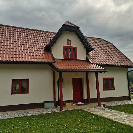 ロッジ Etno Kuca/apartman Kreševo
